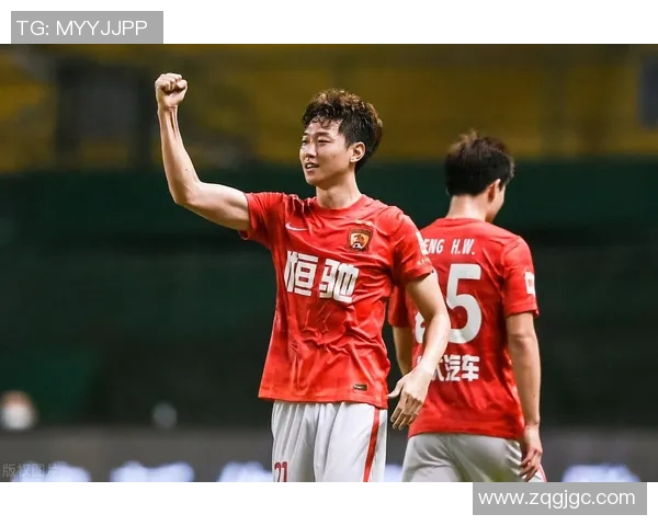 武汉足球队状态分析与未来展望聚焦球队表现与战术调整 武汉足球队状态分析与未来展望聚焦球队表现与战术调整